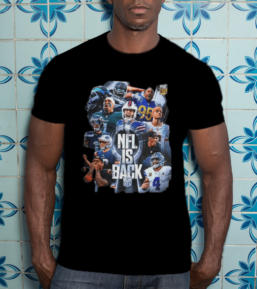 Fox NFL Is Back Vince Lombardi Trophy Football Player Collage T-Shirt