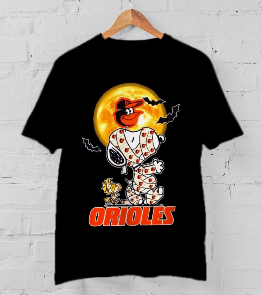 Baltimore Orioles Halloween Snoopy Woodstock Mummy Cosplay Moon Bats T-Shirt