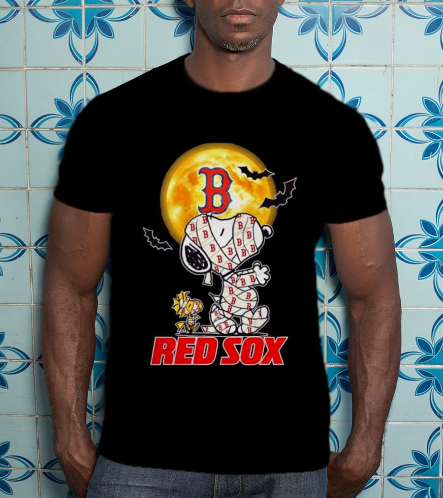 Boston Red Sox Halloween Snoopy Woodstock Mummy Cosplay Moon Bats T-Shirt