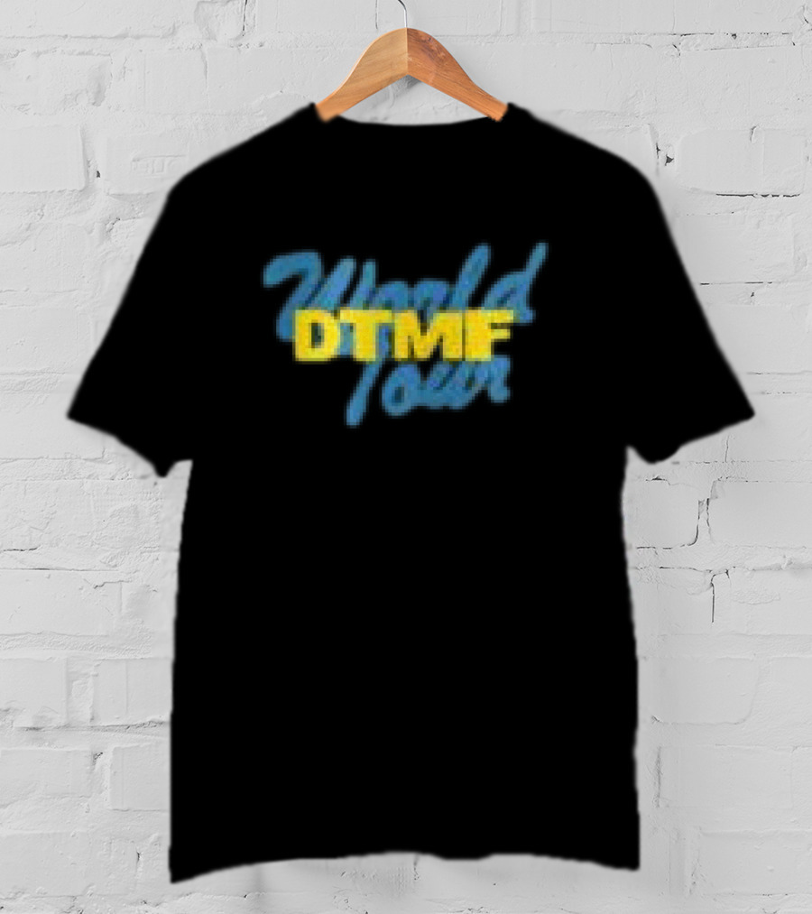 Debi Tirar Mas Fotos Dtmf World Tour Black T-Shirt