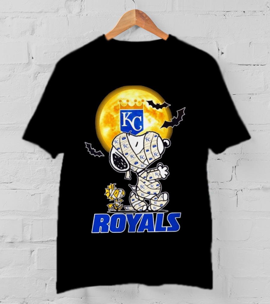 Kansas City Royals Snoopy Woodstock Mummy Halloween Moon Bats T-Shirt