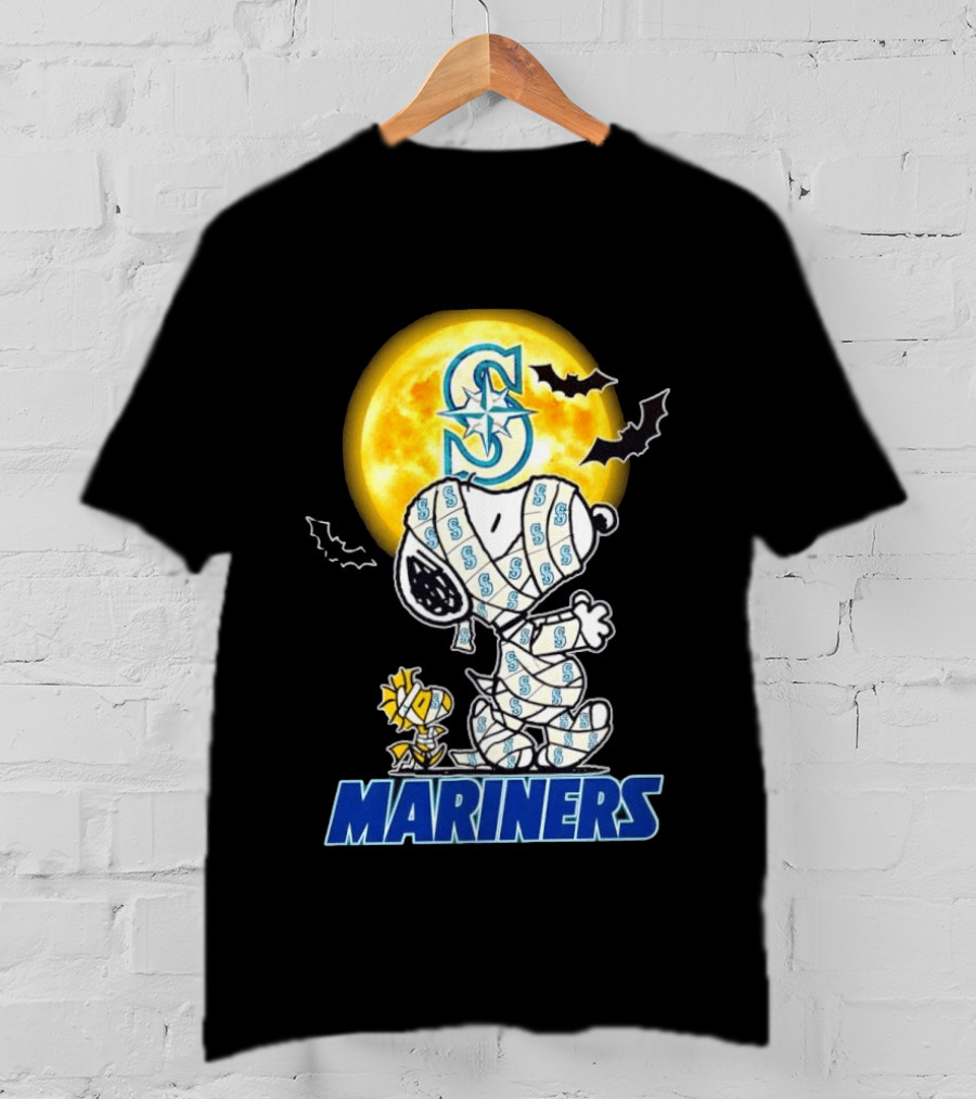 Seattle Mariners Snoopy Woodstock Halloween Mummy Cosplay Full Moon Bats T-Shirt