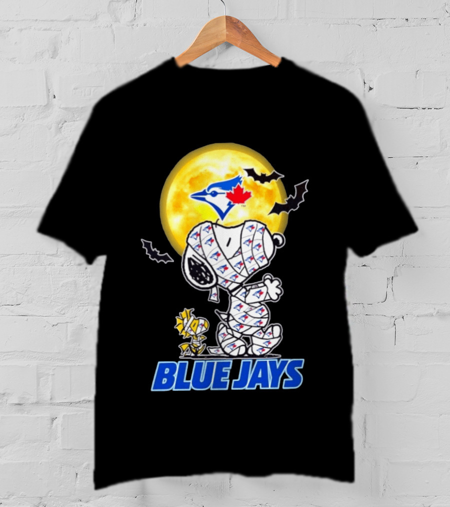 Toronto Blue Jays Halloween Snoopy Woodstock Mummy Cosplay Full Moon Bats T-Shirt
