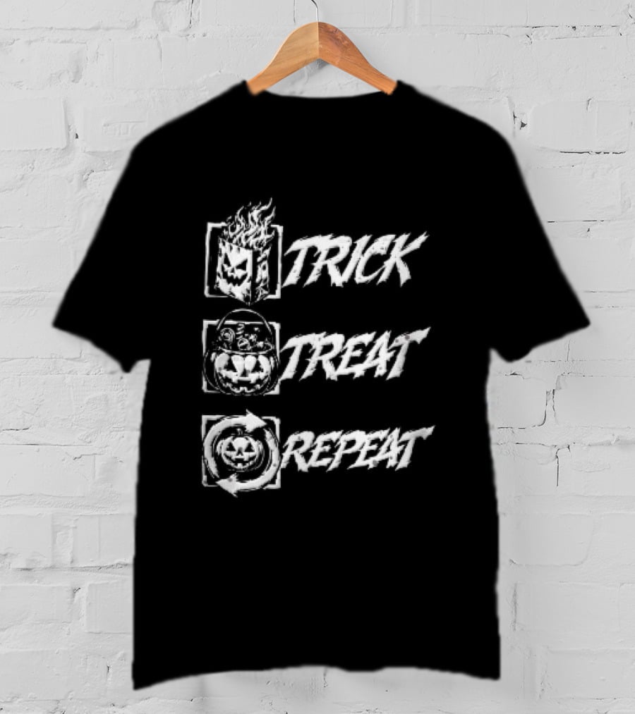 Trick Treat Repeat Flaming Bag Candy Bucket Pumpkin Motif T-Shirt