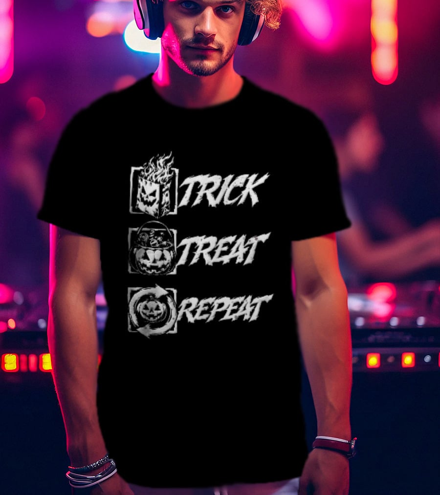 Trick Treat Repeat Flaming Bag Candy Bucket Pumpkin Motif T-Shirt