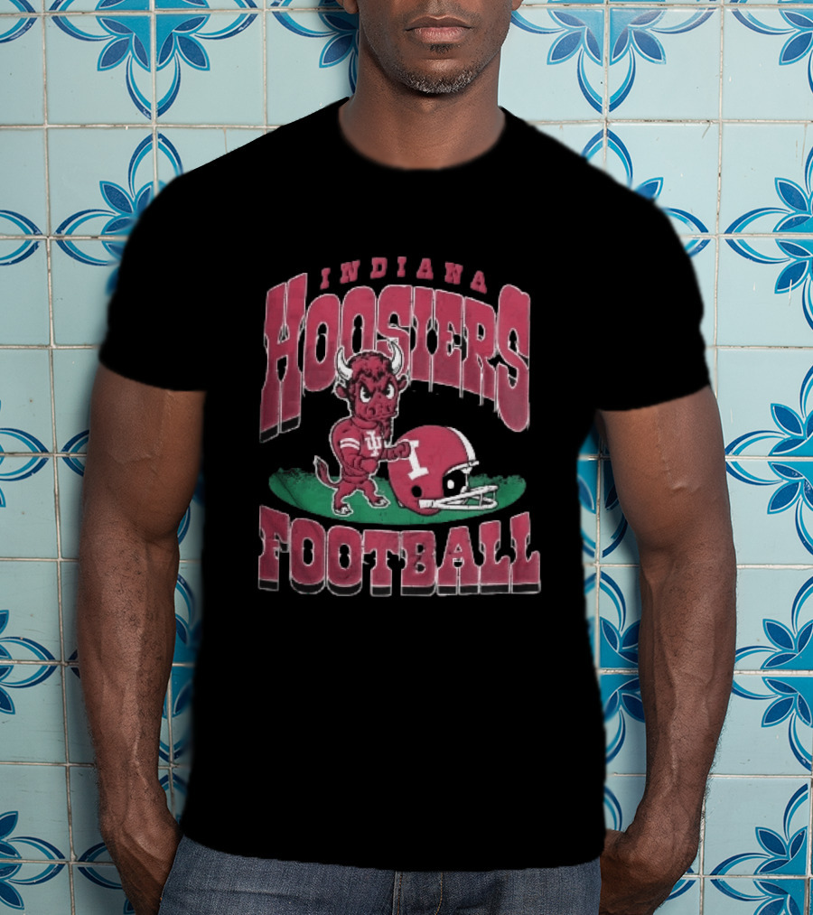Indiana Hoosiers Football Distressed Cartoon Bull Helmet T-Shirt
