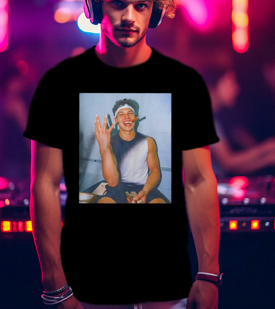 Ben Shelton Smoking Cigar Hand Gesture Victory Celebration T-Shirt