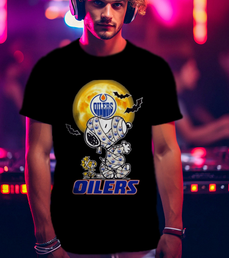 Edmonton Oilers Snoopy Woodstock Halloween Mummy Moon Bats T-Shirt