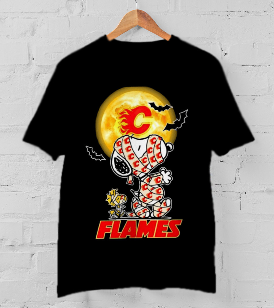 Flames Halloween Snoopy Woodstock Mummy Cosplay Calgary C Bat Moon T-Shirt