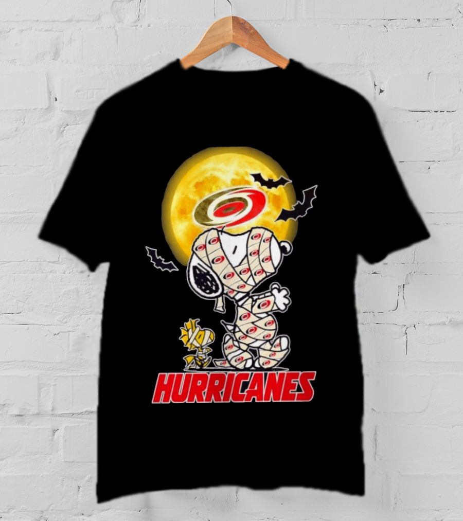 Carolina Hurricanes Snoopy Woodstock Mummy Halloween Moon Bats T-Shirt