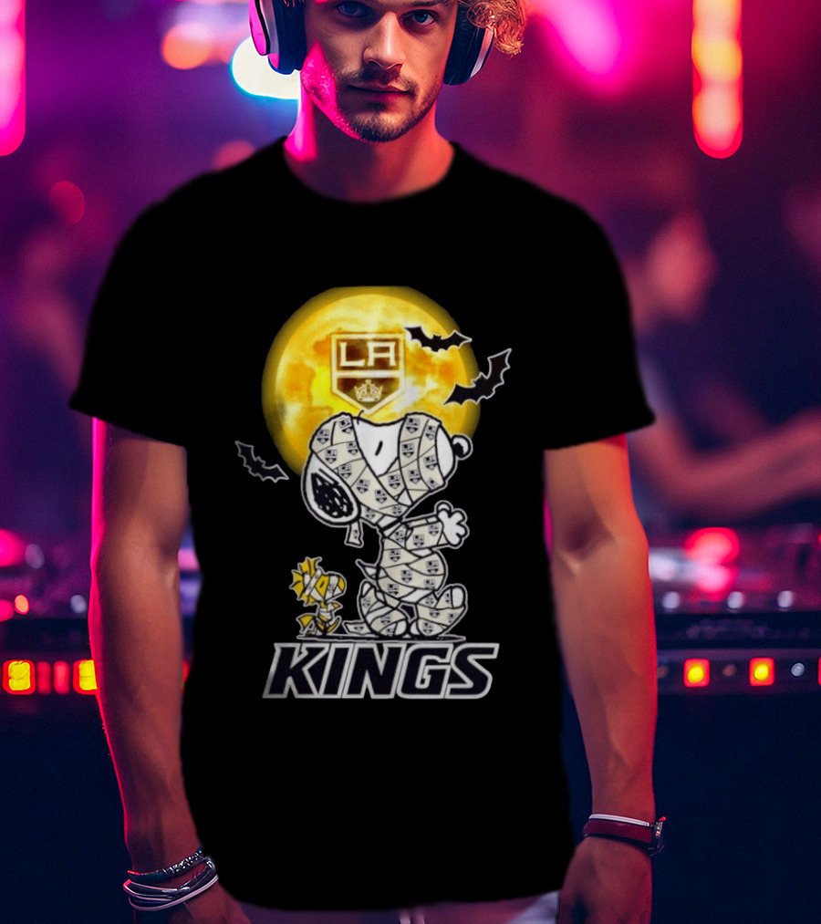 Los Angeles Kings Snoopy Woodstock Mummy Halloween Moon T-Shirt