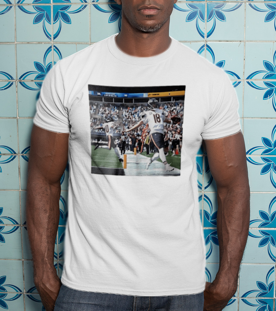 Chicago Bears Caleb Williams Rome Odunze Players Photo NFL Football Action T-Shirt