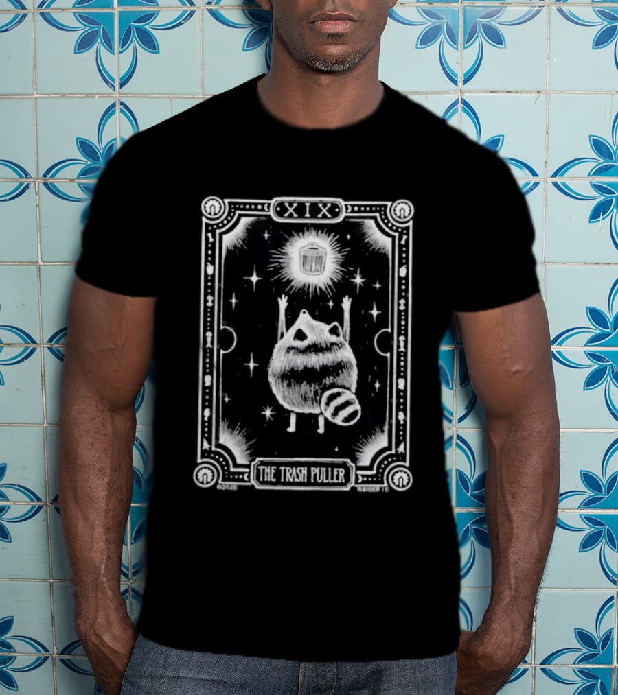 Raider.Io Jimothy XIX The Trash Puller Raccoon Tarot Card T-Shirt