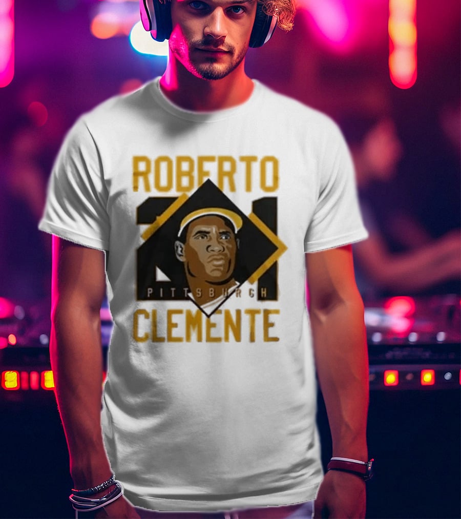 Roberto Clemente 21 Pittsburgh Pirates Iconic Baseball Legend T-Shirt