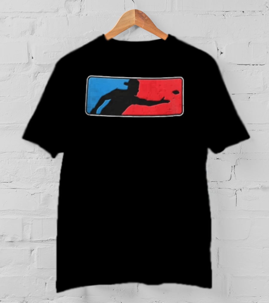 Distressed Red Blue Disc Golf Throwing Silhouette Sports Ultimate T-Shirt