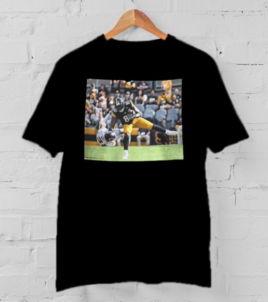 Pittsburgh Steelers Football Player Hurdling Defender Action Photo T-Shirt