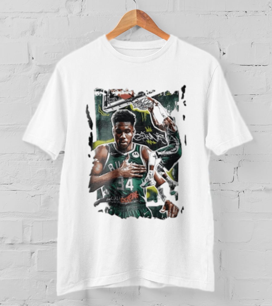 Milwaukee Bucks Giannis Dunking Greek Freak Paint Splatter Collage T-Shirt