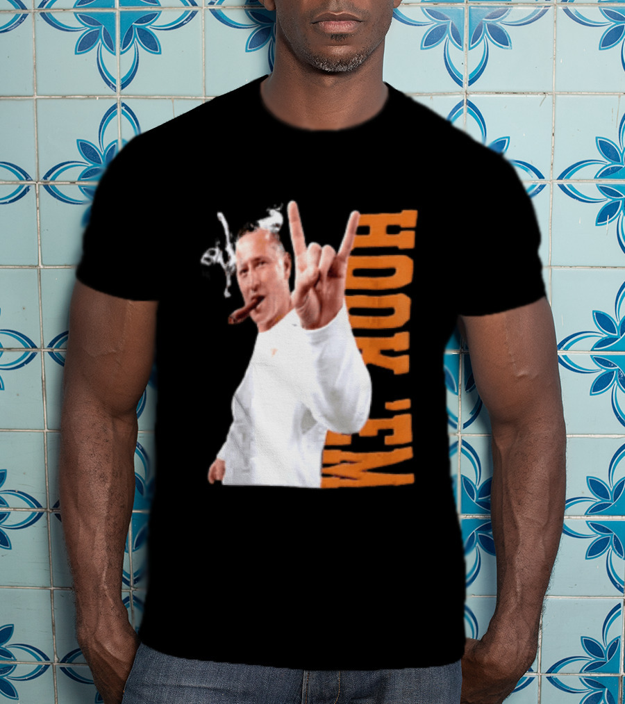 Coach Steve Sarkisian Hock 'Em Gesture Football Spirit T-Shirt
