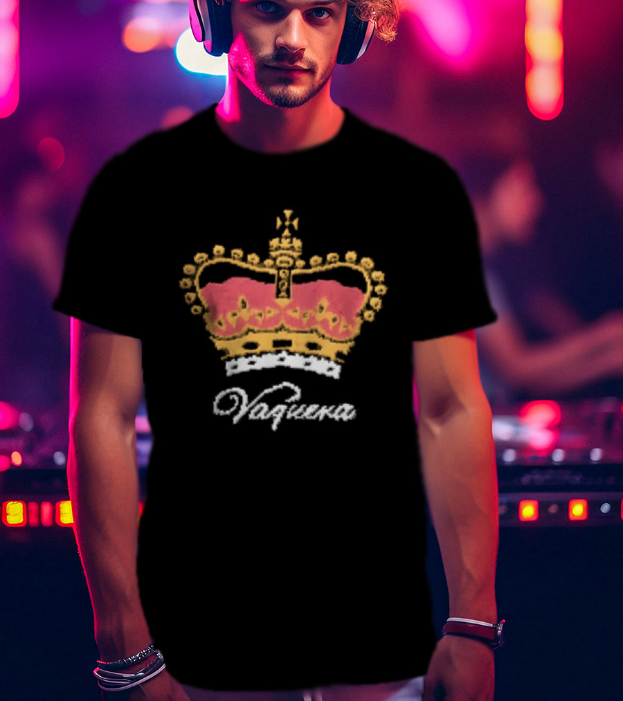 Vaquera Script British Royal Crown Red Gold White Knit T-Shirt
