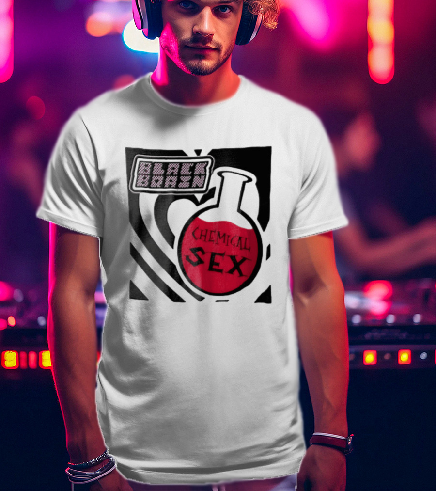 Black Brain Chemical Sex Halftone Heart Flask T-Shirt