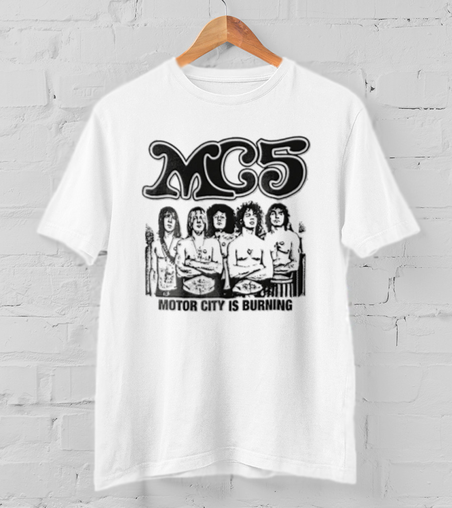 MC5 Motor City Is Burning Monochrome Halftone Band Photo T-Shirt
