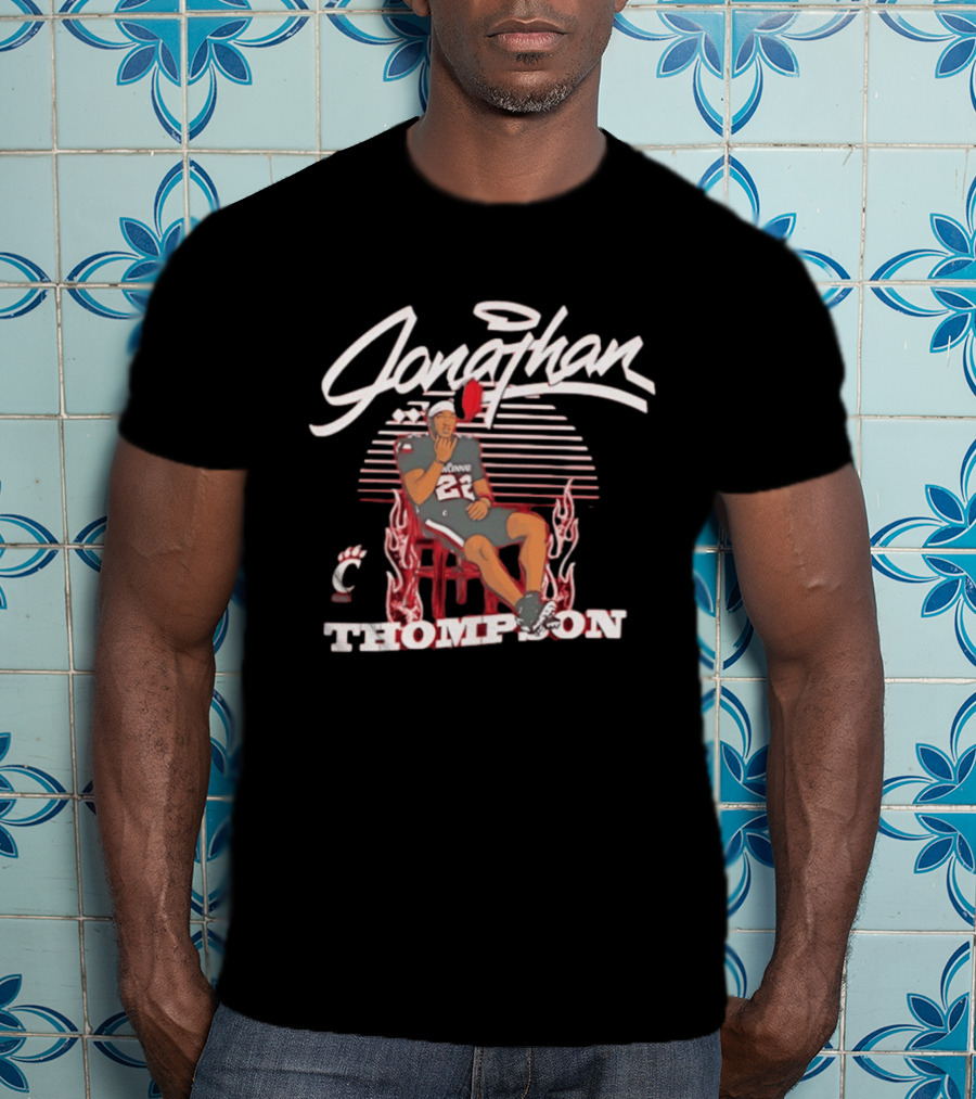Jonathan Thompson Cincinnati Bearcats Football Player 22 Casual T-Shirt