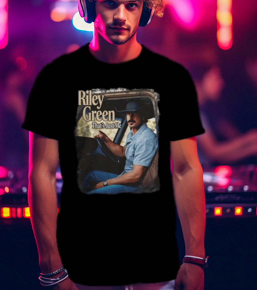 Riley Green That's Just Me Vintage Truck Driver Aesthetic T-Shirt