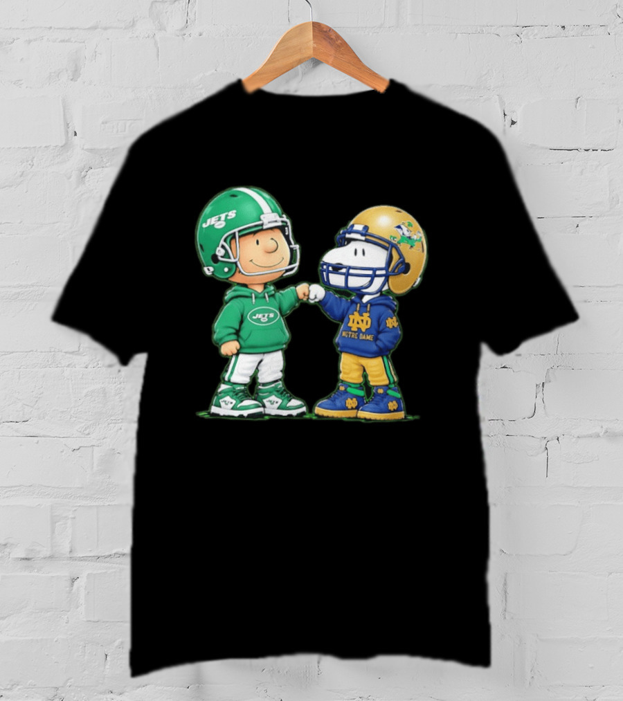 Charlie Brown Jets Snoopy Notre Dame Fist Bump T-Shirt