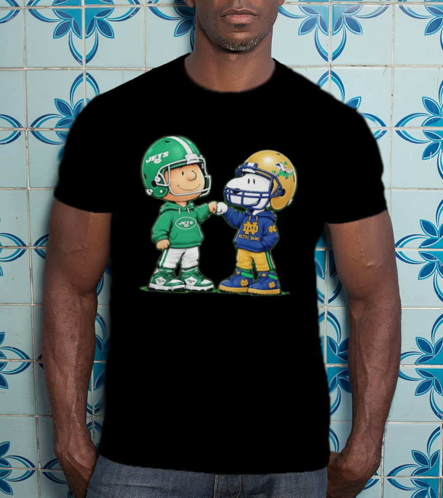 Charlie Brown Jets Snoopy Notre Dame Fist Bump T-Shirt