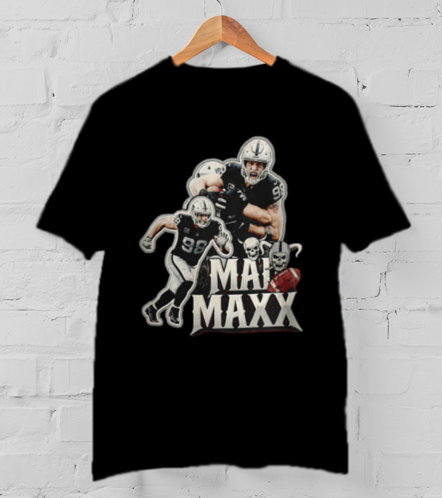 Las Vegas Raiders Maxx Crosby Mad Maxx Skulls Football T-Shirt