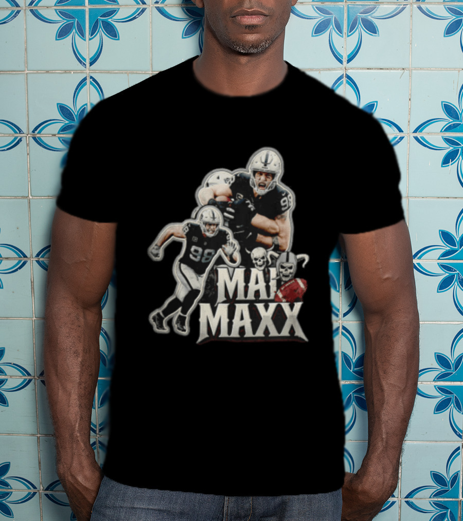 Las Vegas Raiders Maxx Crosby Mad Maxx Skulls Football T-Shirt