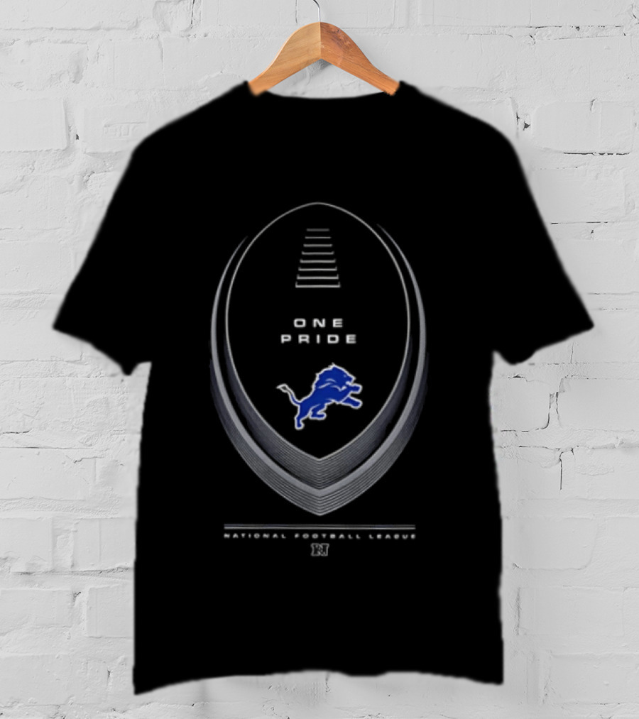 One Pride National Football League Lion T-Shirt