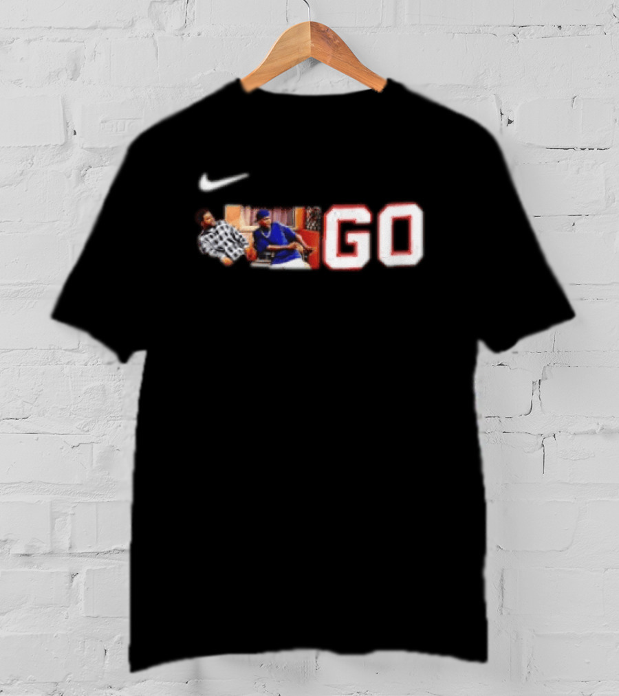 Nike Chicago Bears Meme Two Men Pointing GO Scene T-Shirt