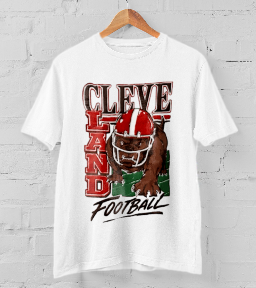 Cleveland Browns Bulldog Football Helmet Mascot Running T-Shirt