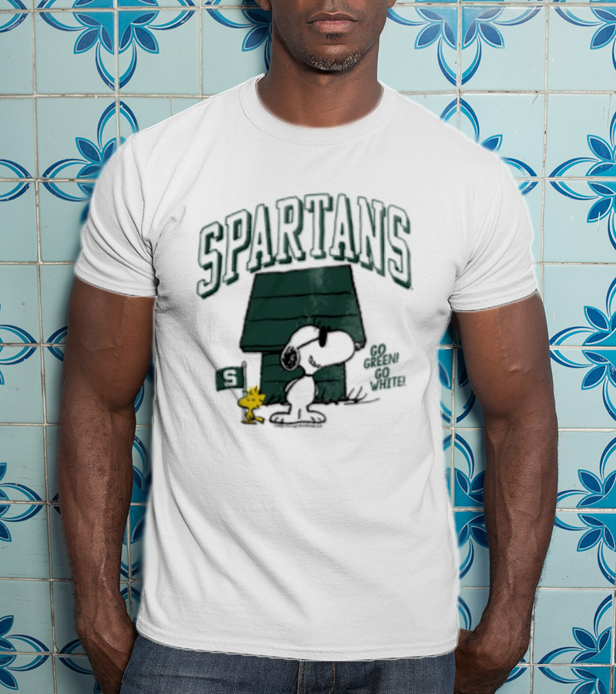 Snoopy Woodstock Doghouse Spartans Michigan State Flag Cartoon T-Shirt