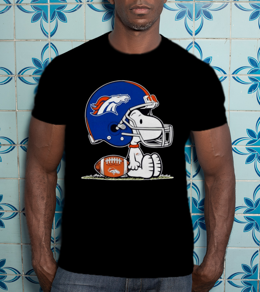 Peanuts Snoopy Denver Broncos Helmet Fan Favorite T-Shirt