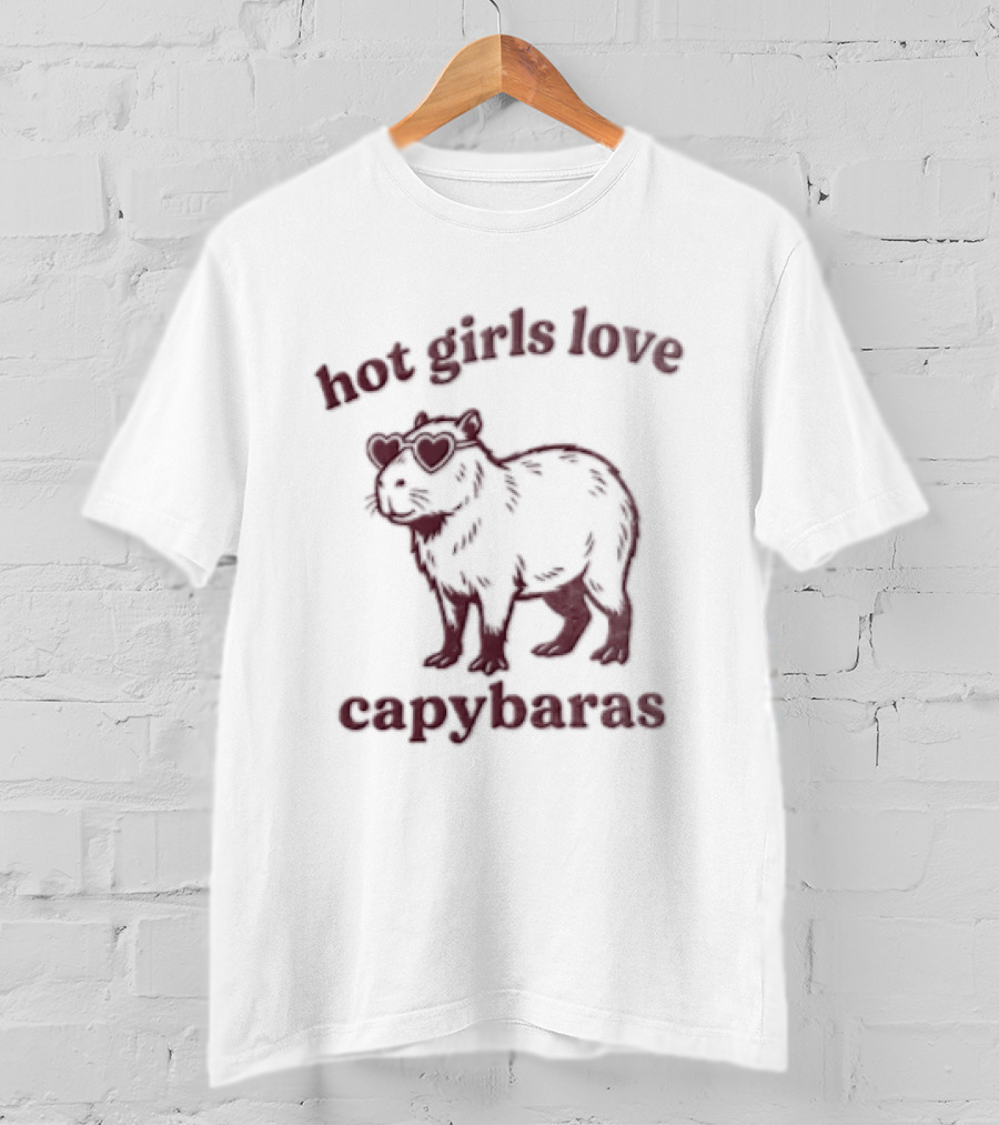 Hot Girls Love Capybaras Capybara Wearing Heart Sunglasses T-Shirt