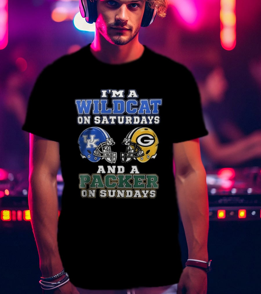 I'm A Wildcat On Saturdays UK Helmet And A Packer On Sundays G Helmet T-Shirt