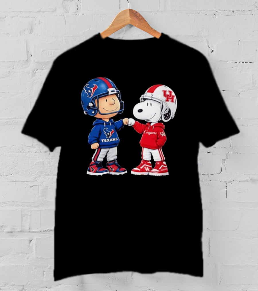 Peanuts Snoopy And Charlie Brown Houston Texans Vs Houston Cougars Fan Gear T-Shirt