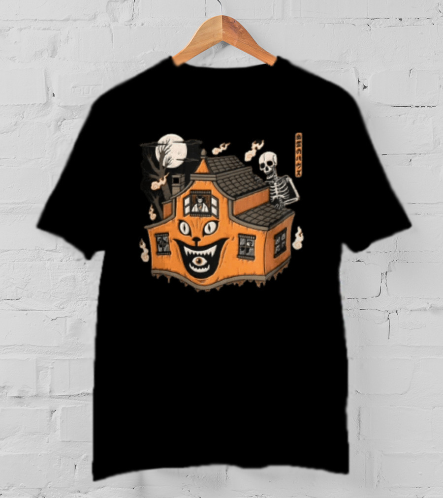 Skeleton Moon Haunted House Cat Face Halloween T-Shirt