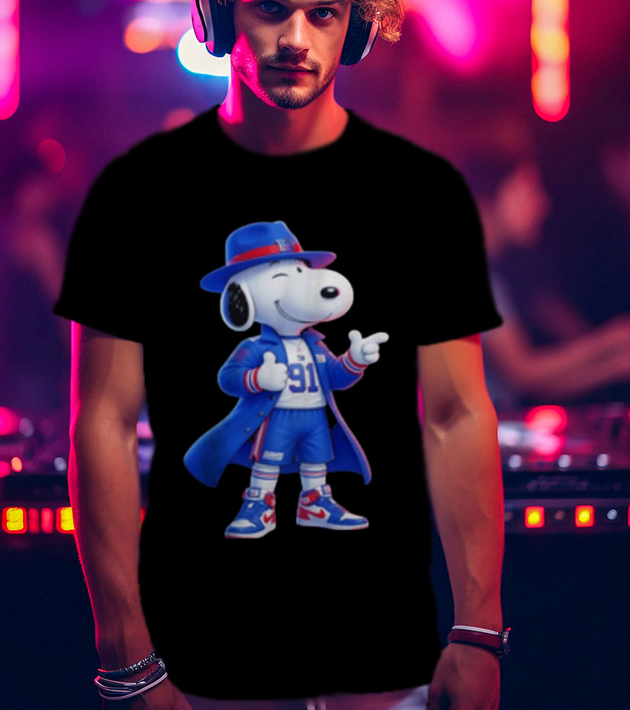 Snoopy New York Giants Football Player Cartoon Blue Coat And Hat T-Shirt