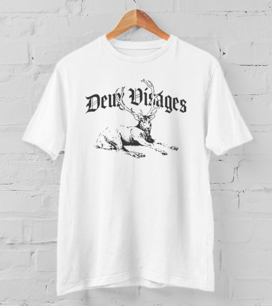 Deux Visages Deer Reclining Stag T-Shirt
