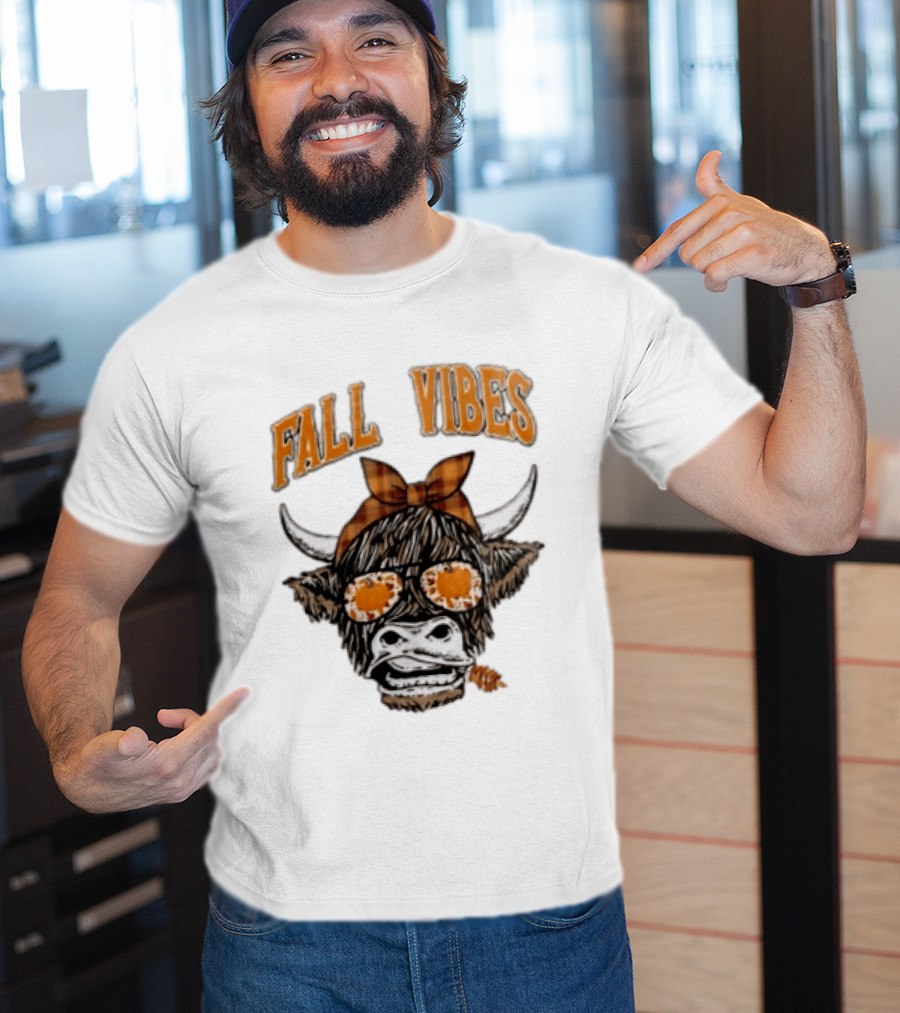 Fall Vibes Highland Cow Plaid Bow Sunglasses Pumpkins T-Shirt