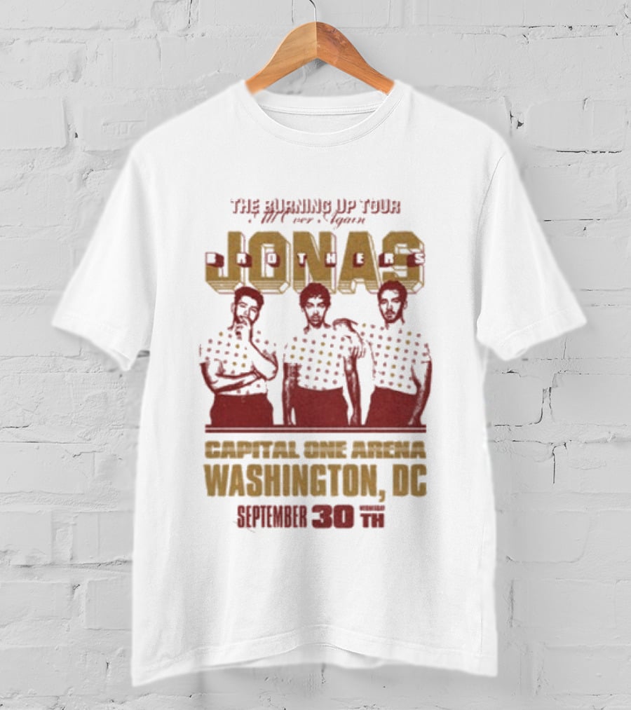 Jonas Brothers Live Tour Capital One Arena Washington DC April 30 T-Shirt