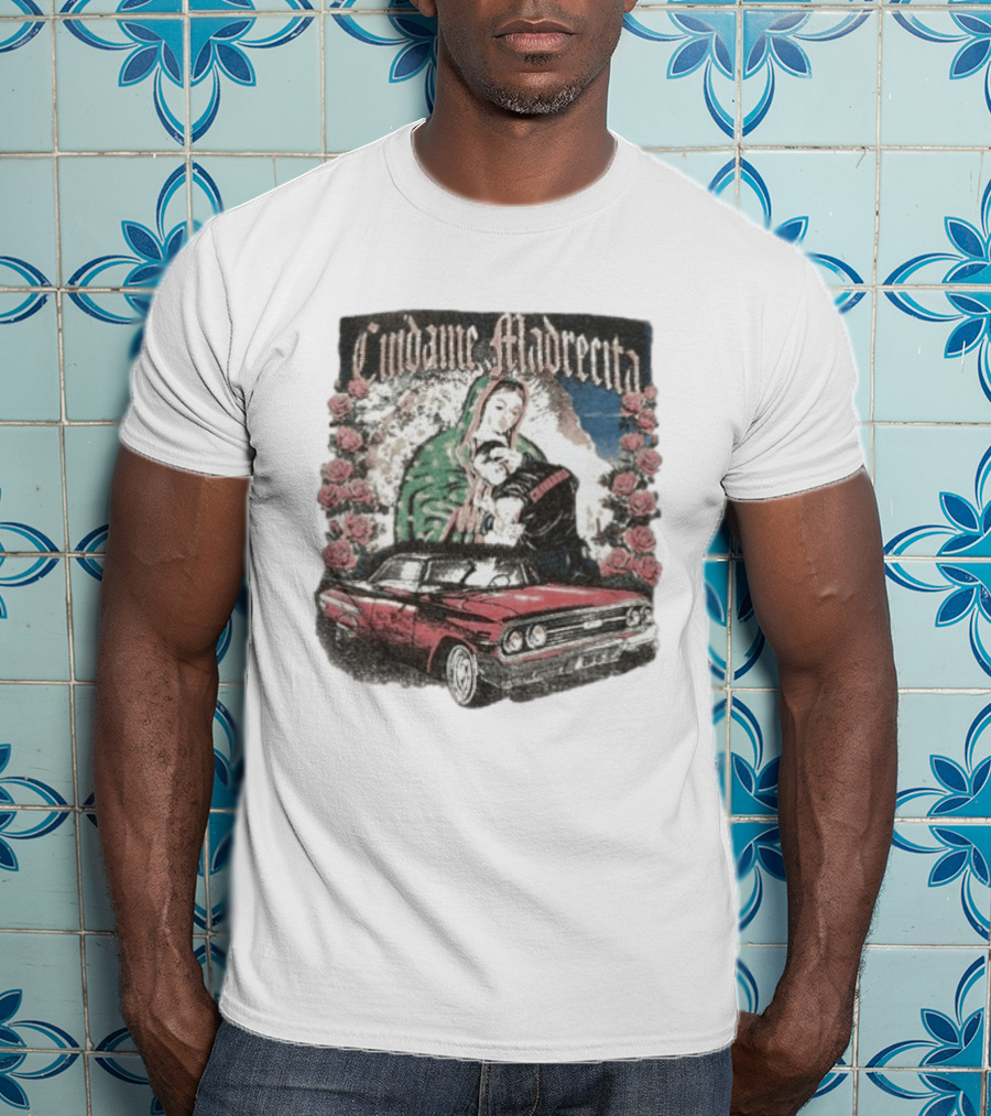 Cuidame Madrecita Red Classic Car With Roses And Religious T-Shirt