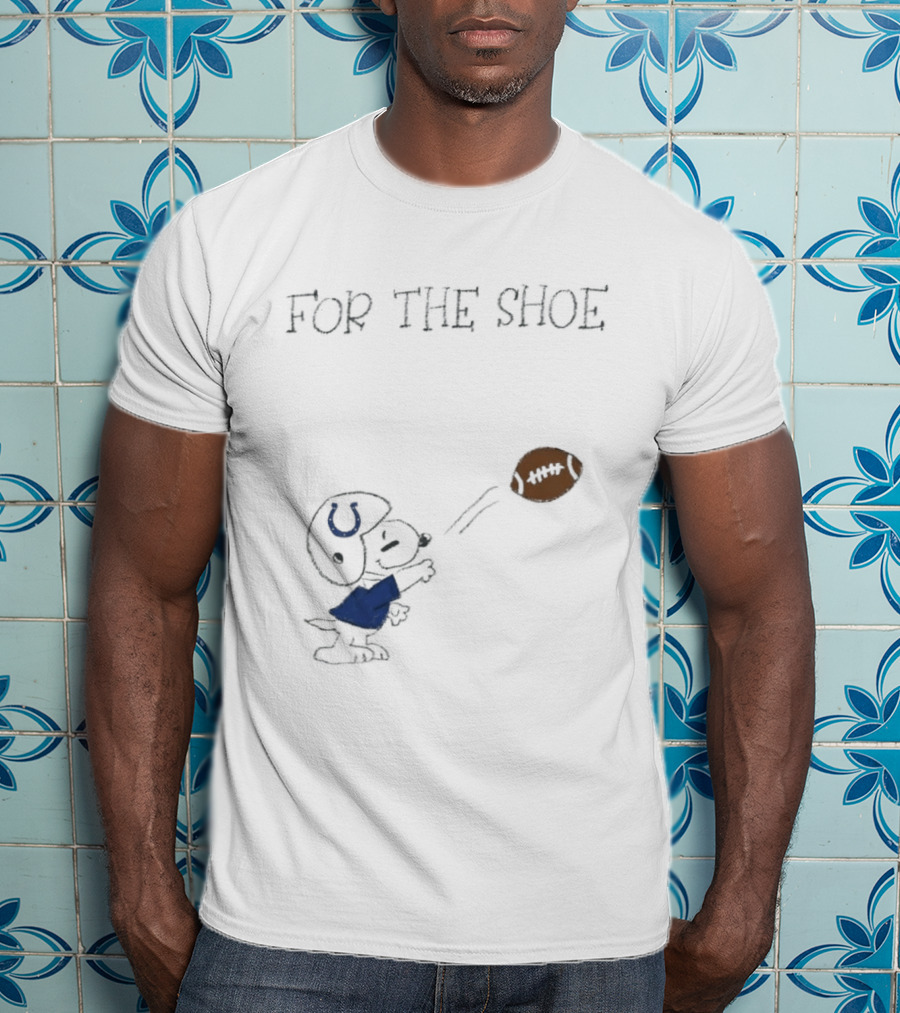 Snoopy Indianapolis Colts For The Shoe Football Sports Fans T-Shirt