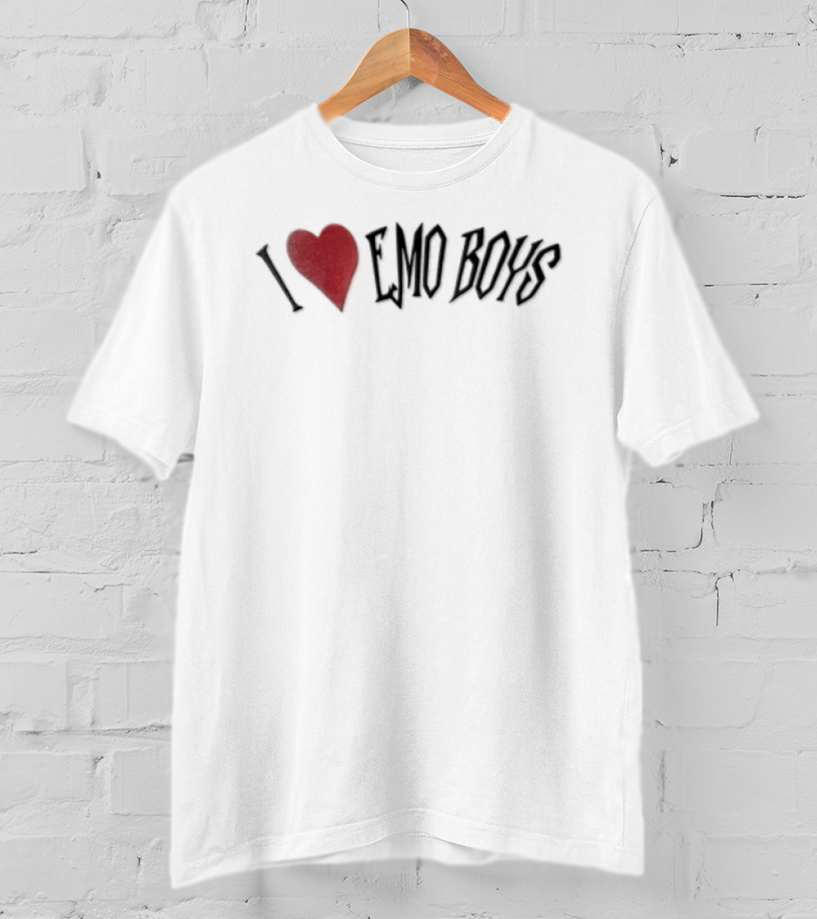 I Love Emo Boys Red Heart T-Shirt