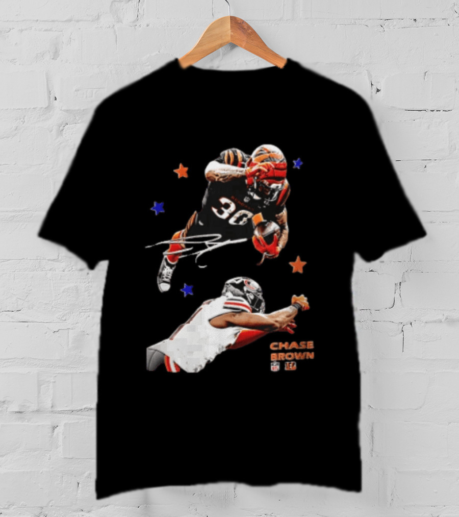Cincinnati Bengals Chase Brown 30 Running Football Player With Stars T-Shirt