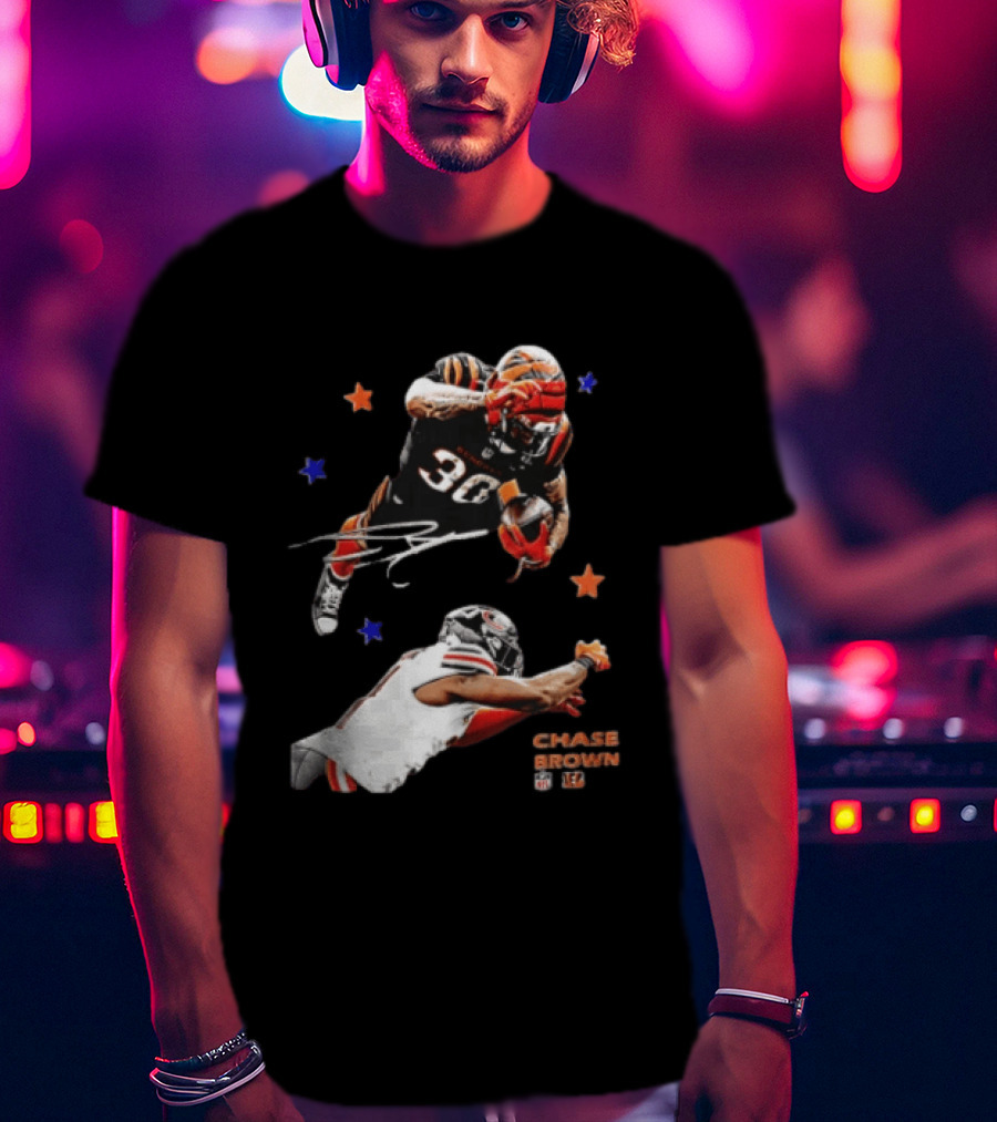 Cincinnati Bengals Chase Brown 30 Running Football Player With Stars T-Shirt