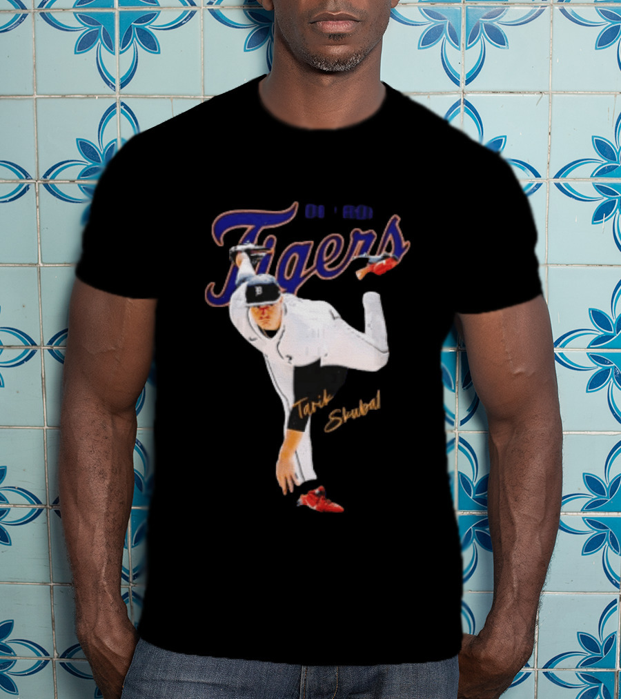 Detroit Tigers Tarik Skubal Pitcher Throwing Baseball Tigers T-Shirt